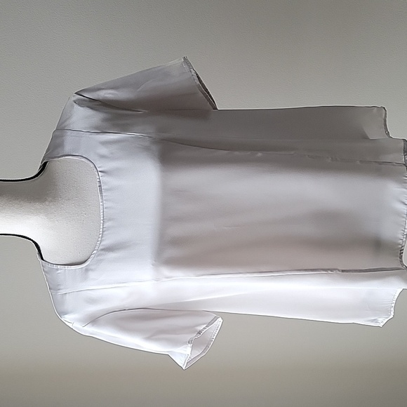 NWT Harve‎ Benard Short Sleeves Scoop Neck Women Size 12 Polyester Silver Top - Picture 1 of 11